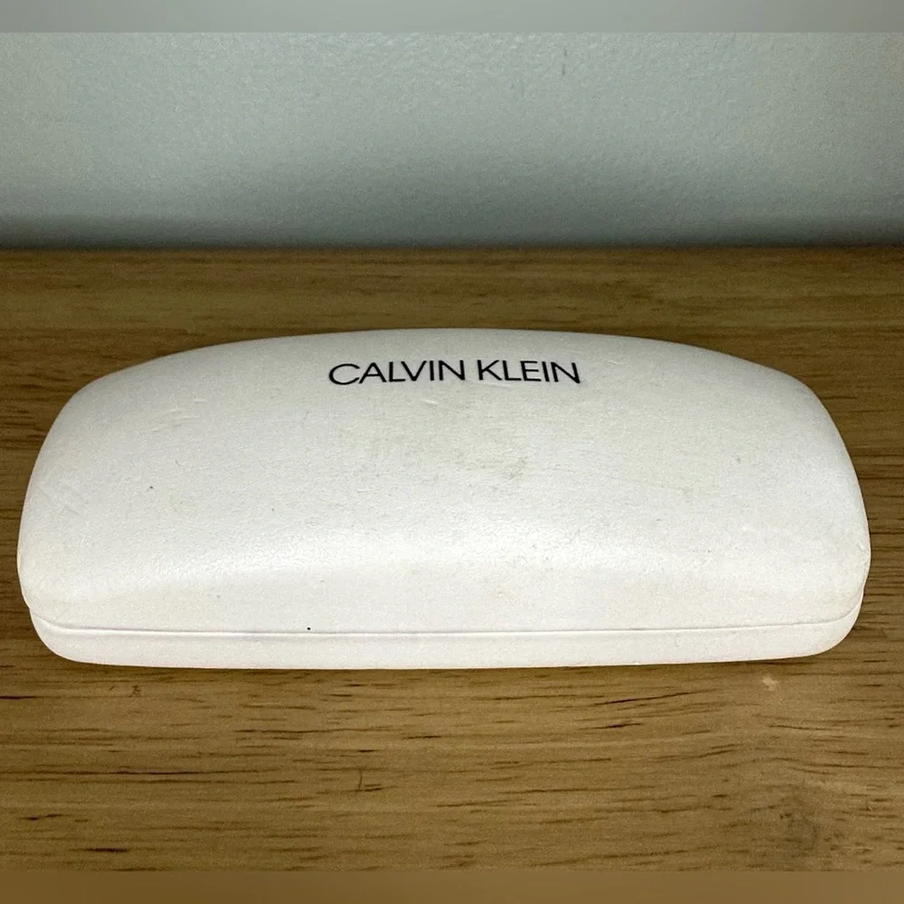Calvin Klein calvin klein